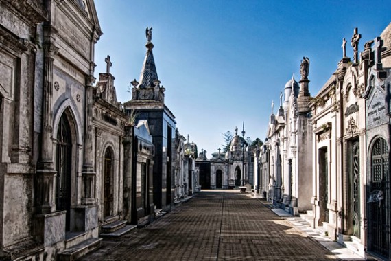 The Recoleta cemetery is going to charge foreigners